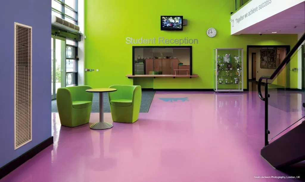 Colours_02.jpg Colours_02.jpg